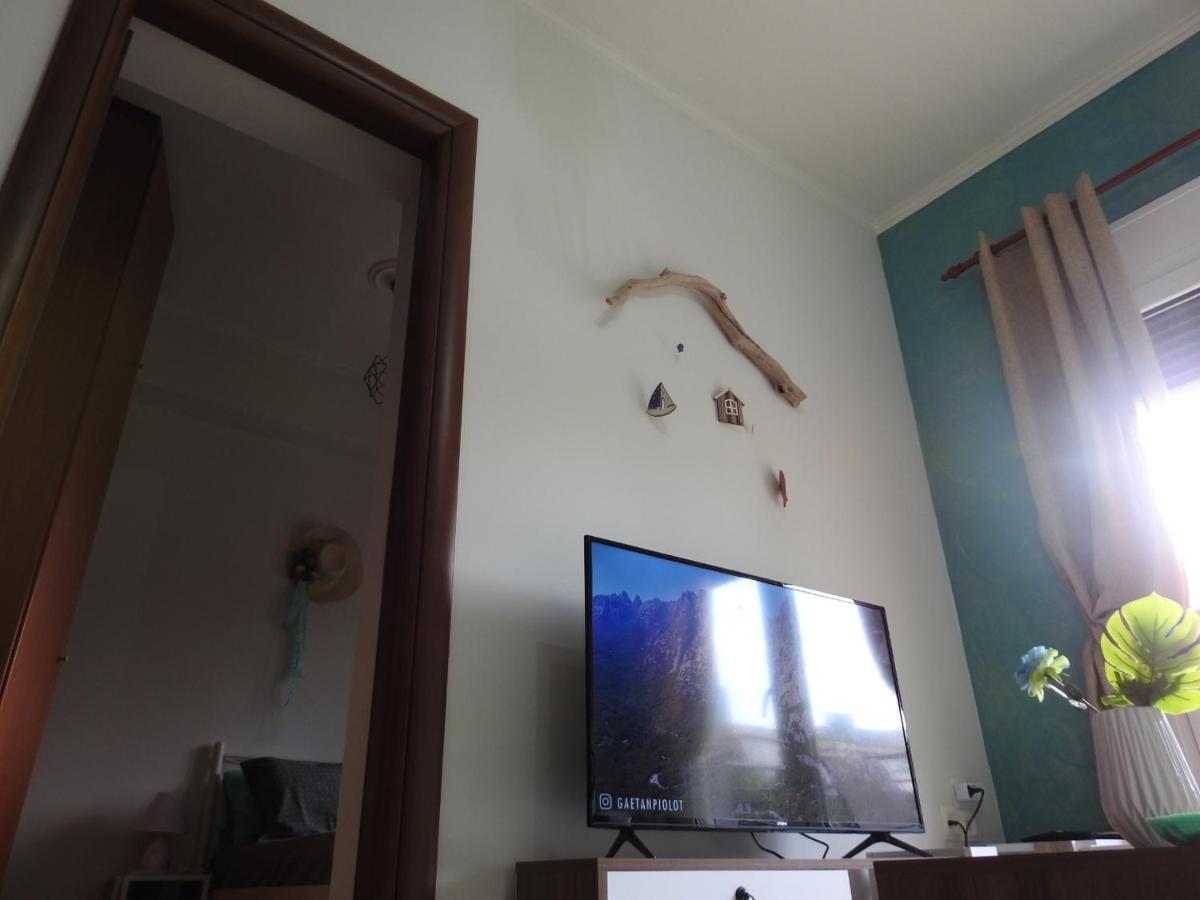 F.K Room 2 Aígion Ngoại thất bức ảnh