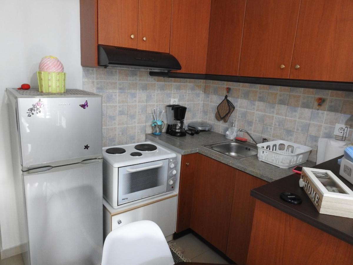 F.K Room 2 Aígion Ngoại thất bức ảnh