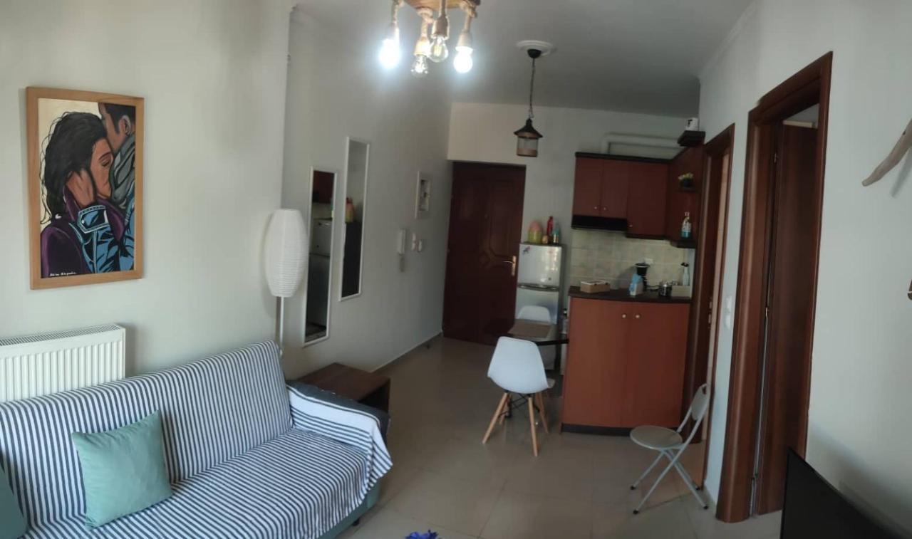 F.K Room 2 Aígion Ngoại thất bức ảnh